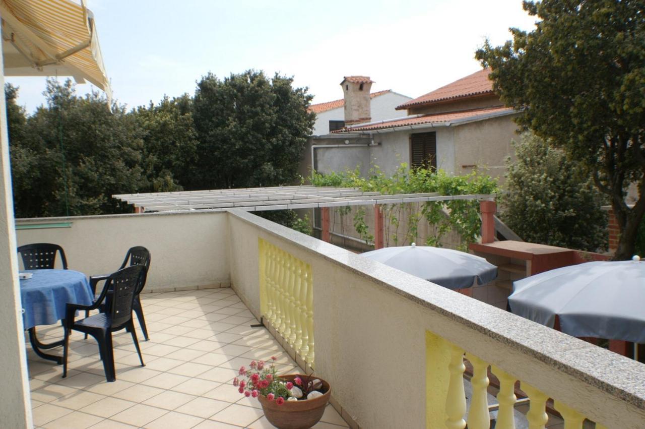 Apartments By The Sea Mandre, Pag - 4098 Zewnętrze zdjęcie