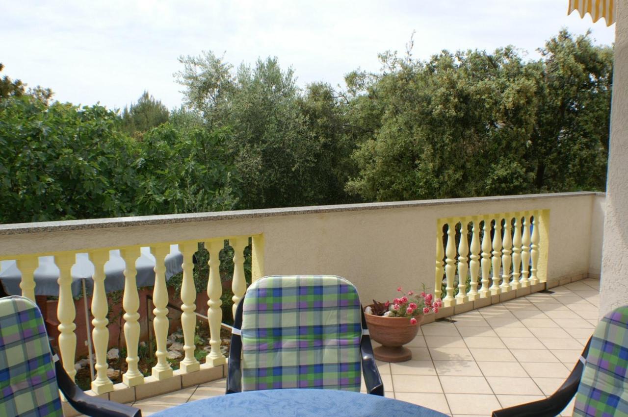 Apartments By The Sea Mandre, Pag - 4098 Zewnętrze zdjęcie